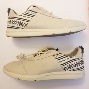 TOMS Cabrillo Sneaker